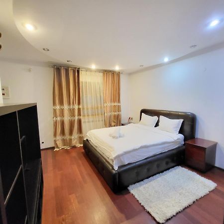 1St Floor National Arena Monza Studio บูคาเรสต์ ภายนอก รูปภาพ