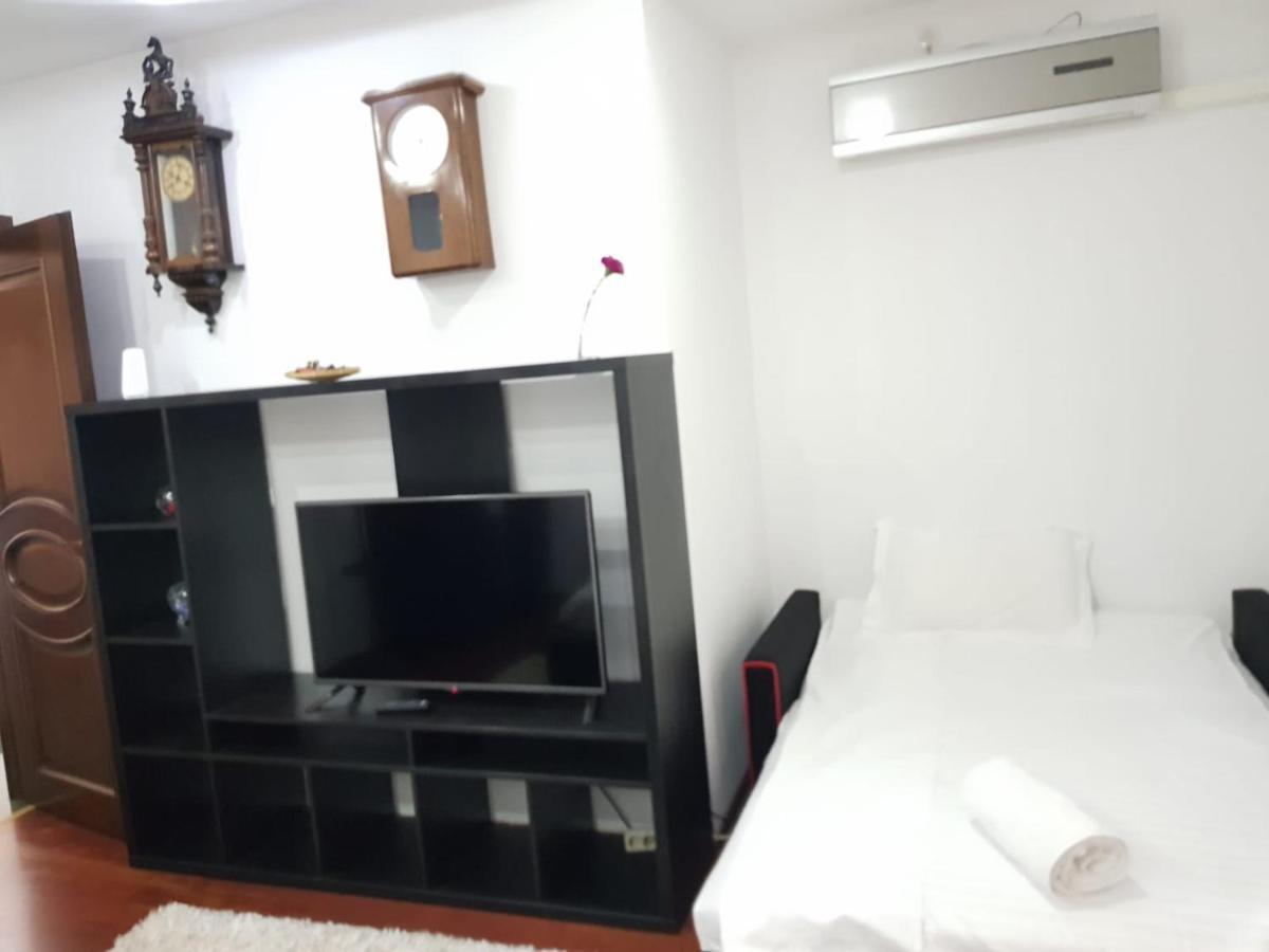 1St Floor National Arena Monza Studio บูคาเรสต์ ภายนอก รูปภาพ